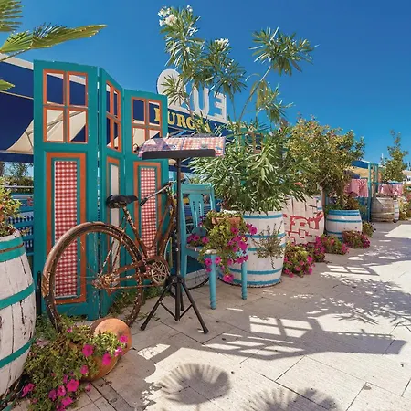 Dom wakacyjny Pet Friendly In Biograd Na Moru