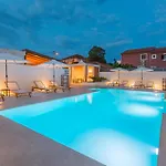 Pet Friendly In